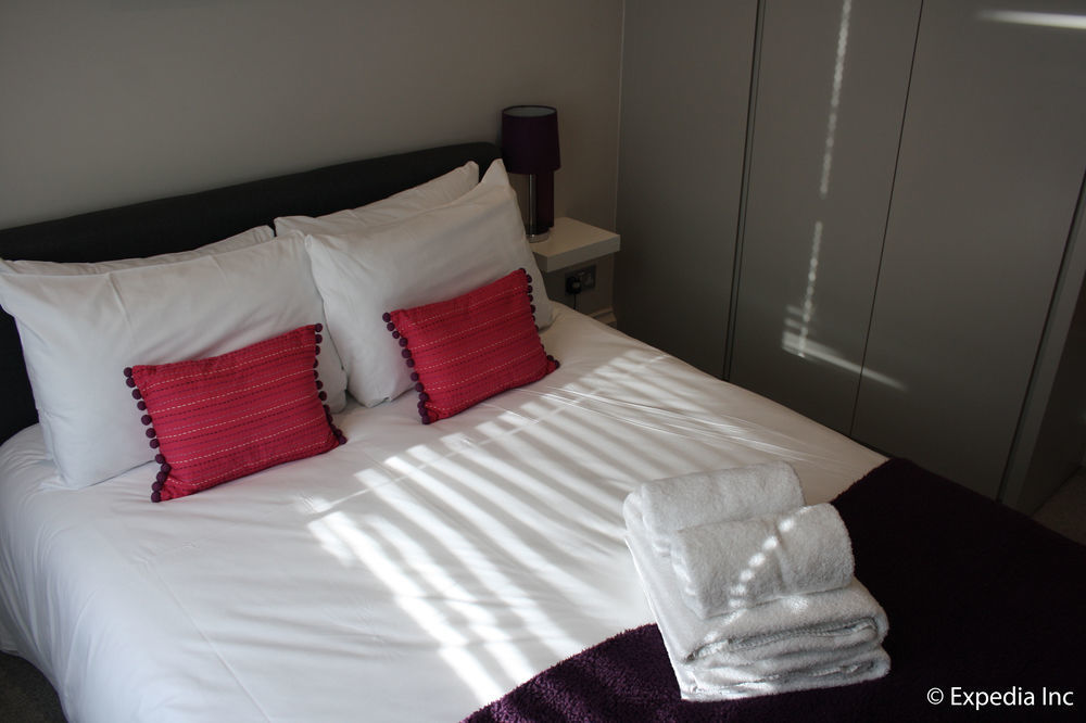 Barons Court Queens Club By Viridian Apartments Londres Extérieur photo