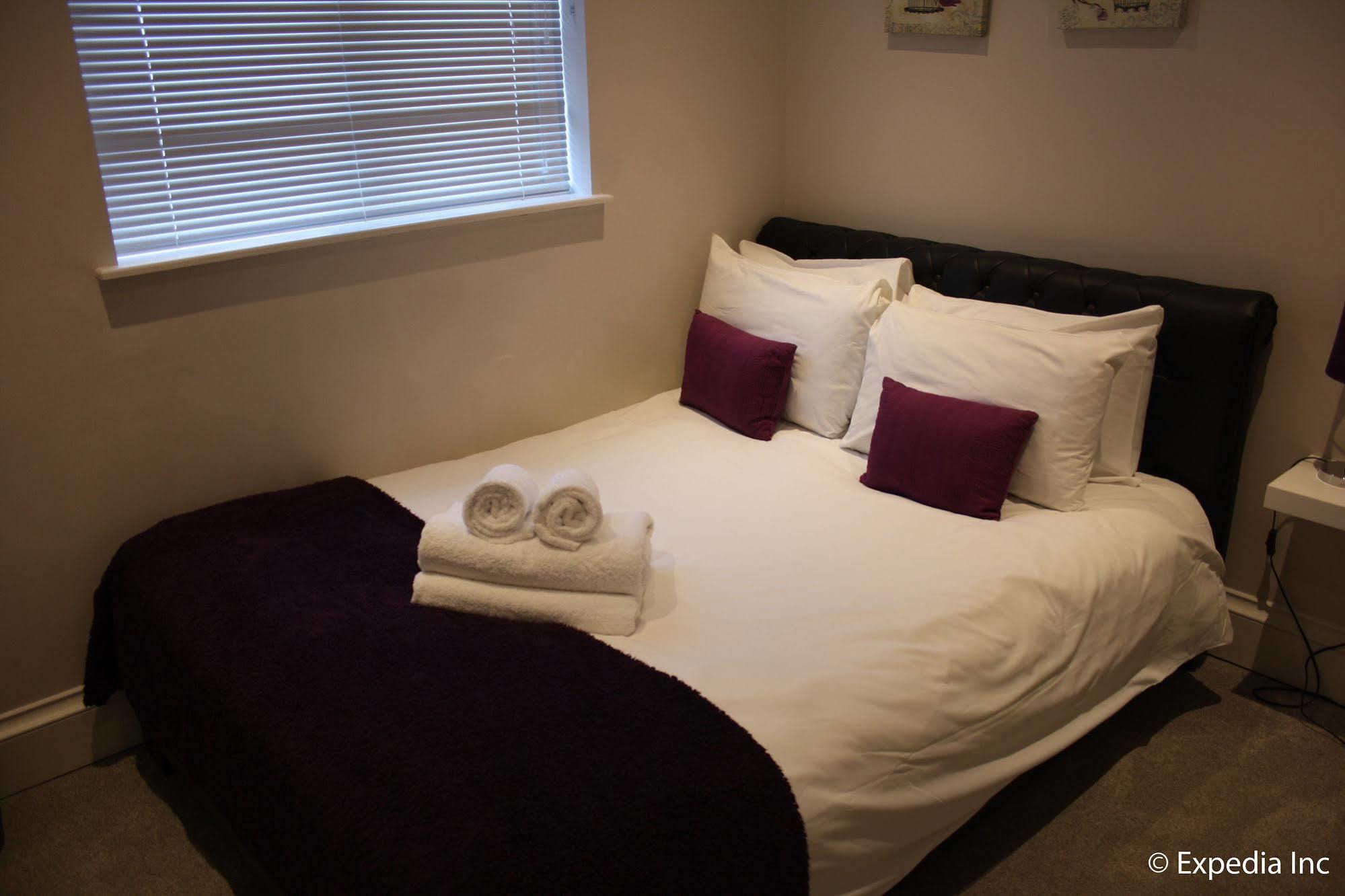 Barons Court Queens Club By Viridian Apartments Londres Extérieur photo